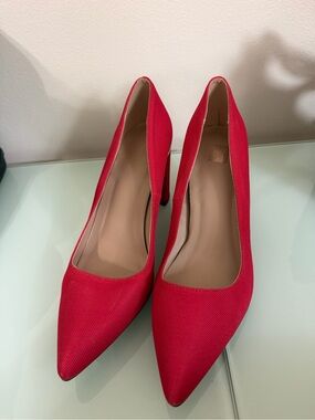 SHEIN pink Pointed Toe High Heels Pumps